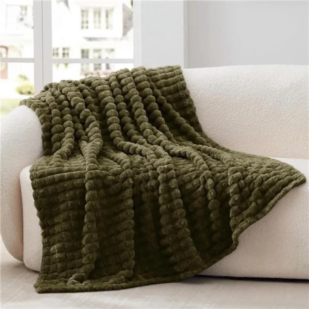 NEW West Elm Boho Dark Green Sherpa Ultra Soft Throw Blanket Bedding - 60